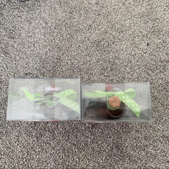 2/$20-Set of Reindeer Bottle Opener/Stopper NWT - Picture 5 of 7